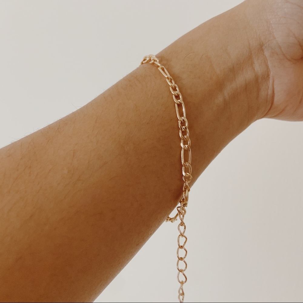 n e w | gold chain bracelet ✨🌙 - Picture 5 of 5
